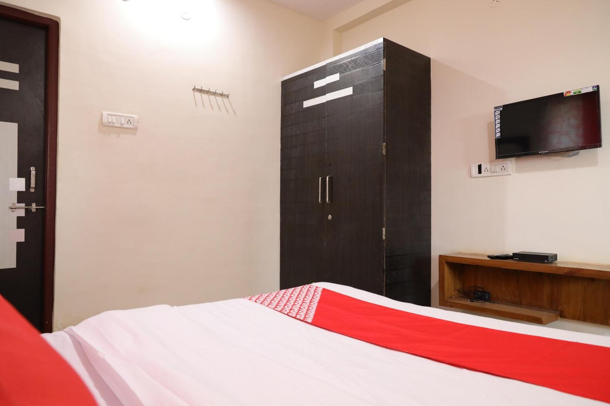 Hotel O Prithvi Inn Нагпур Екстериор снимка