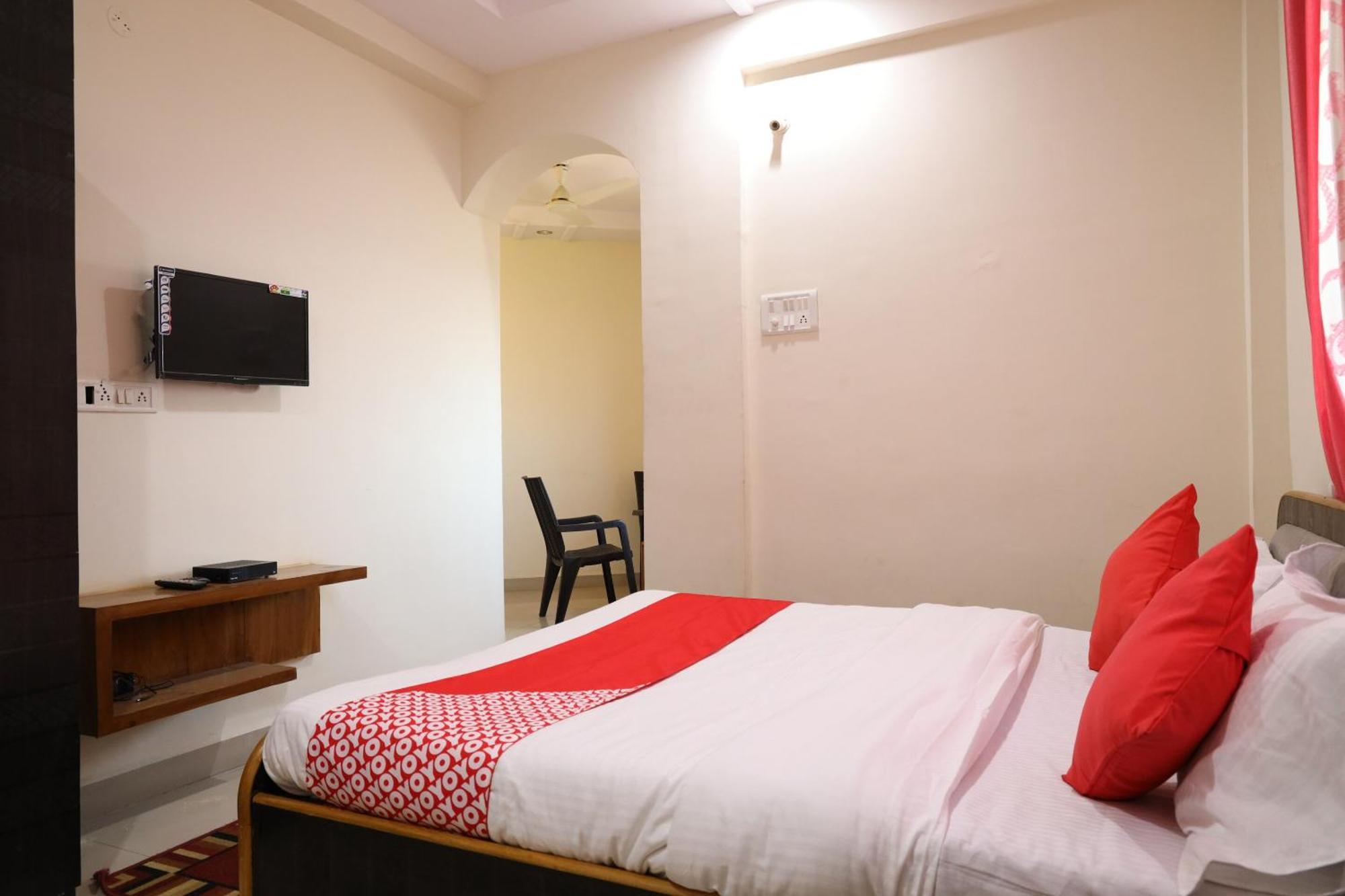 Hotel O Prithvi Inn Нагпур Екстериор снимка